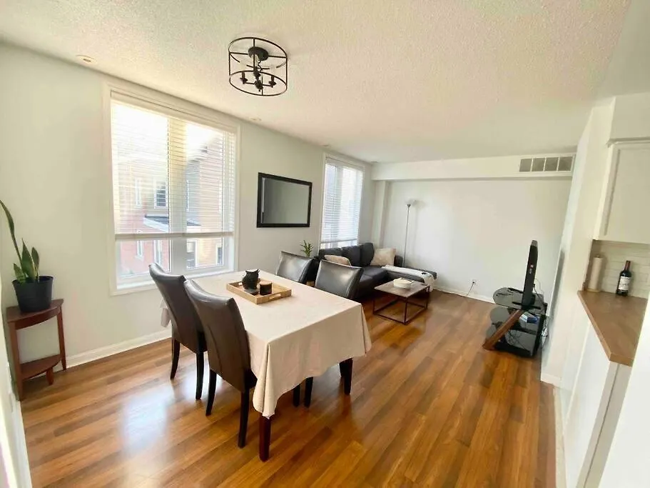 Apartment King West Private Rooftop Retreat Toronto Canada